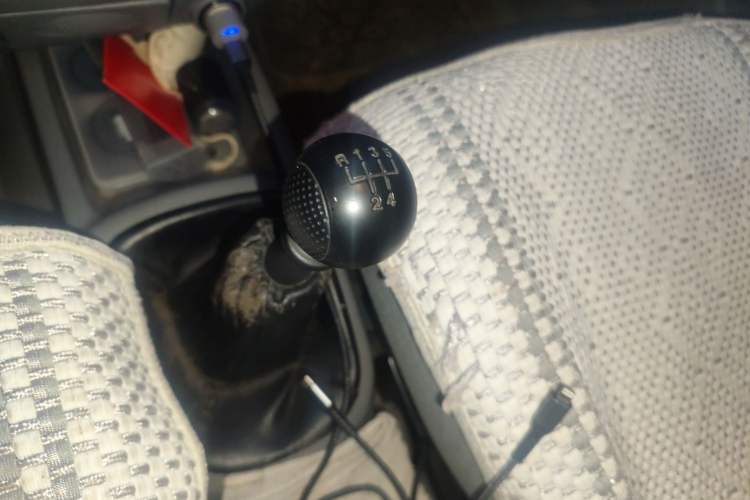 Used Chevrolet Aveo 2006 1.4 SL MT Gear Lever