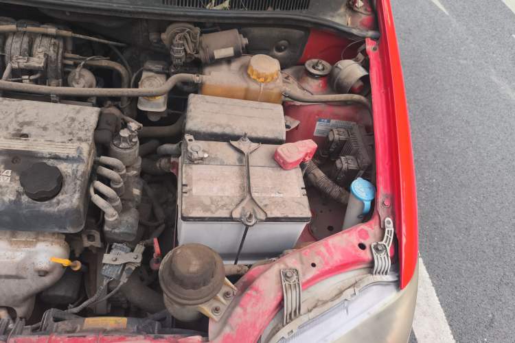 Used Chevrolet Aveo 2007 1.4 SL AT Engine Bay Left