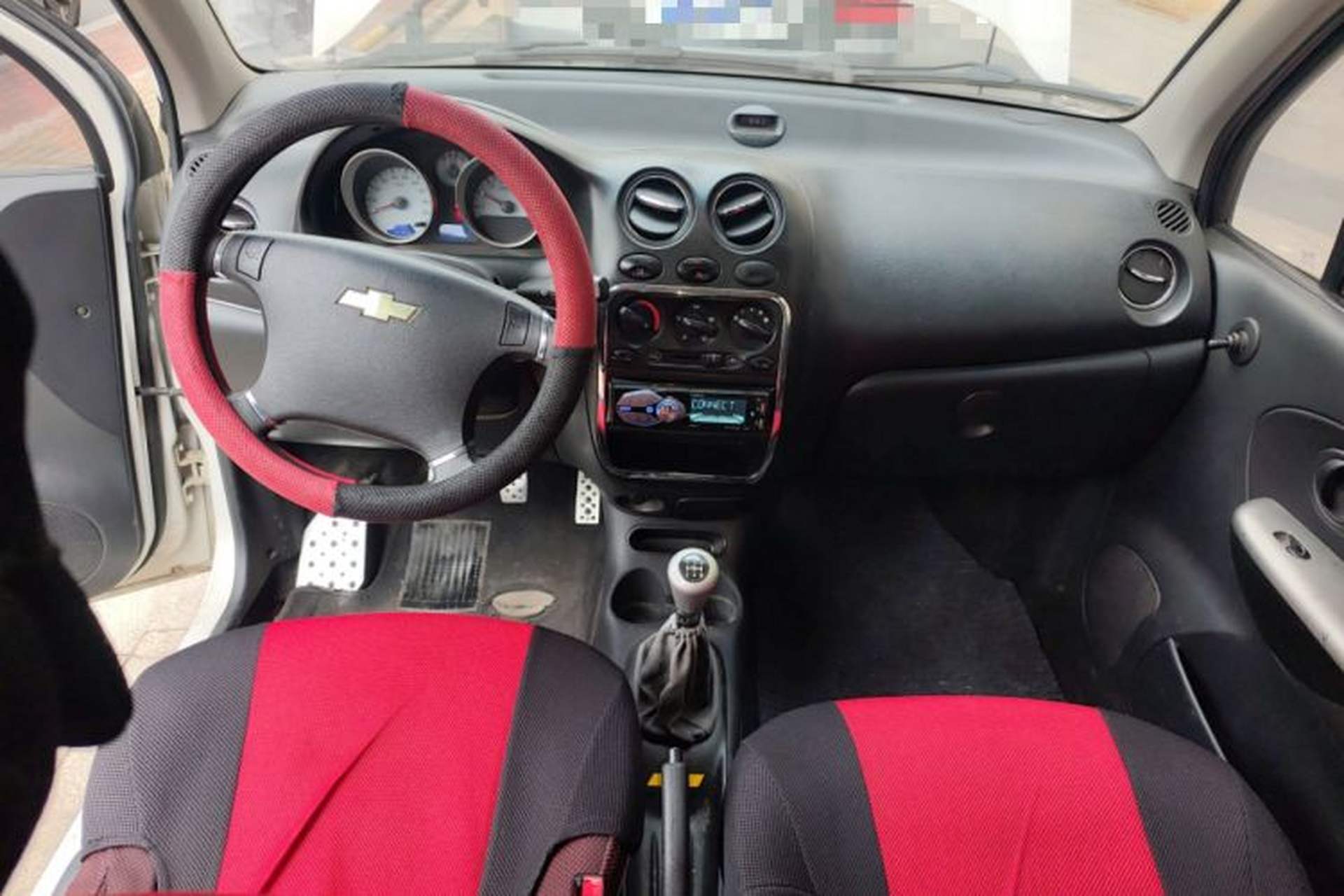 Used Chevrolet Aveo 2010 1.2 MT Efficient Edition Center Console
