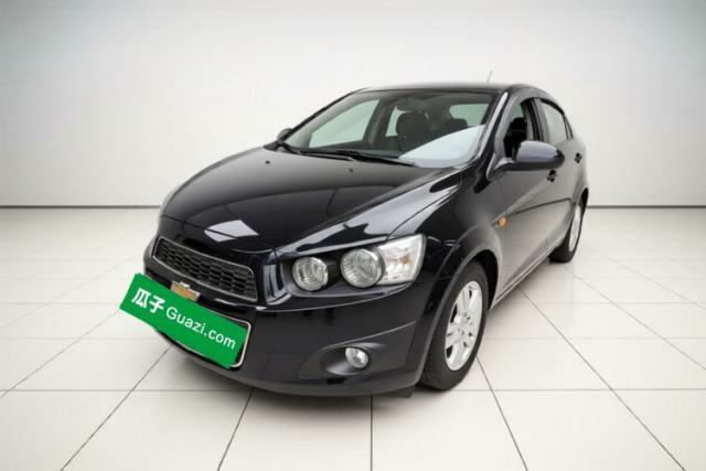 Used Chevrolet Aveo Sonic 2011 Sedan 1.4L Manual Transmission SE
