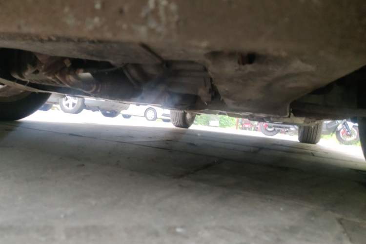 Used Chevrolet Aveo Sonic 2011 Sedan 1.4L Manual Transmission SE Chassis Front