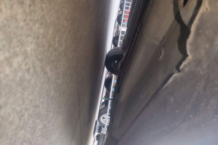 Used Chevrolet Aveo Sonic 2011 Sedan 1.4L MT SL Chassis Front Left
