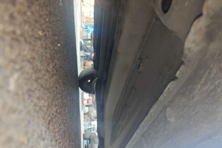 Used Chevrolet Aveo Sonic 2011 Sedan 1.4L Automatic SL Chassis Front Left