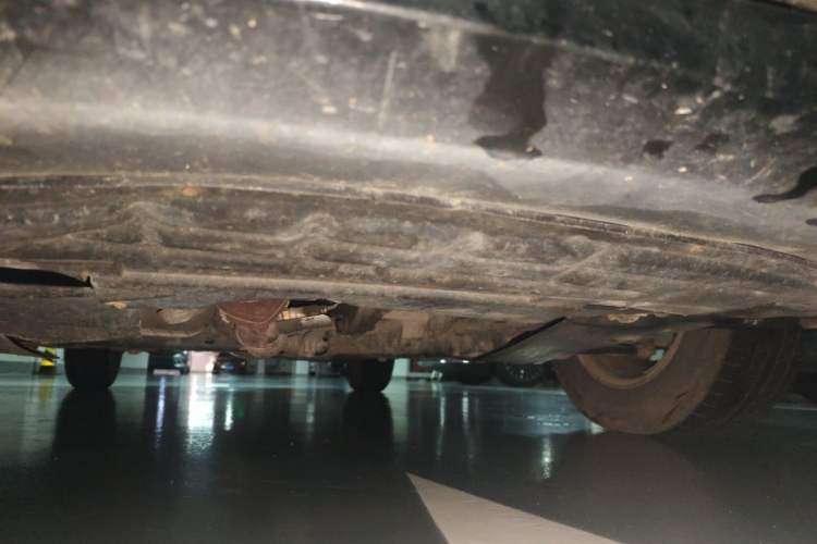Used Chevrolet Aveo Sonic 2011 Sedan 1.4L MT SL Chassis Front