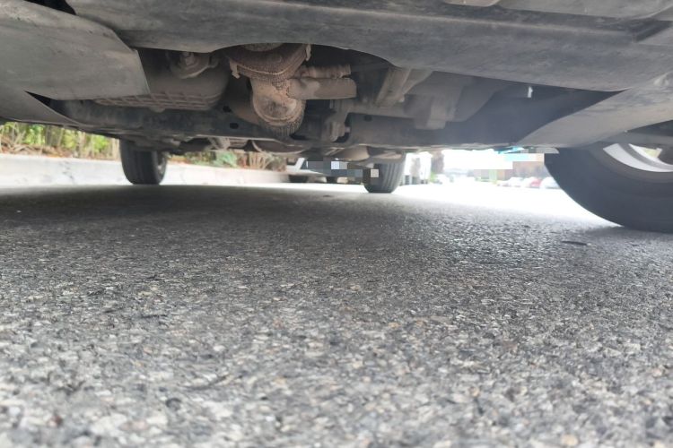 Used Chevrolet Aveo Sonic 2011 Sedan 1.4L Manual Transmission SE Chassis Front