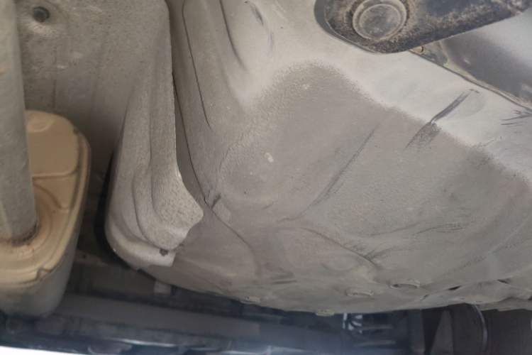 Used Chevrolet Aveo Sonic 2011 Sedan 1.4L MT SL Chassis Rear