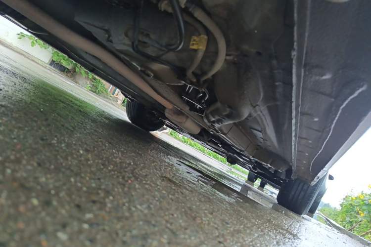 Used Chevrolet Aveo Sonic 2011 Sedan 1.4L MT SL Chassis Rear Right