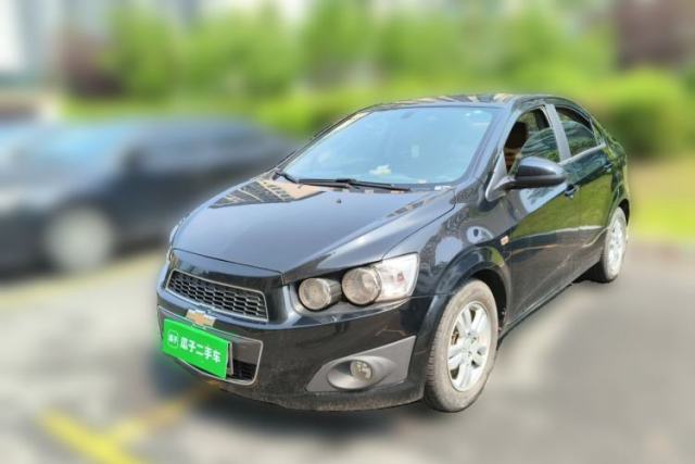Used Chevrolet Aveo Sonic 2011 Sedan 1.4L Manual Transmission SE