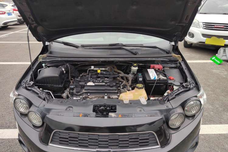 Used Chevrolet Aveo Sonic 2011 Sedan 1.4L MT SL Engine Bay