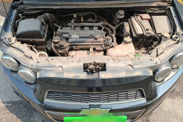 Used Chevrolet Aveo Sonic 2011 Sedan 1.4L Manual Transmission SE Engine Bay