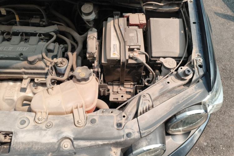 Used Chevrolet Aveo Sonic 2011 Sedan 1.4L Manual Transmission SE Engine Bay Left