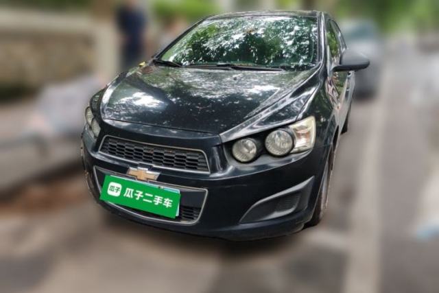 Used Chevrolet Aveo Sonic 2011 Sedan 1.4L MT SL