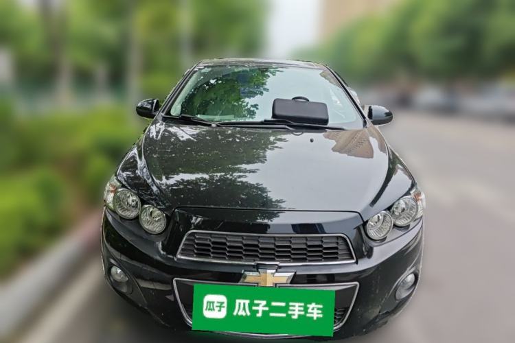 Used Chevrolet Aveo Sonic 2011 Sedan 1.4L Manual Transmission SE Front