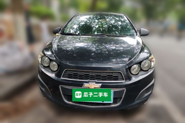 Used Chevrolet Aveo Sonic 2011 Sedan 1.4L MT SL Front