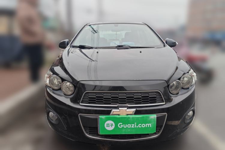 Used Chevrolet Aveo Sonic 2011 Sedan 1.4L Manual Transmission SE Front