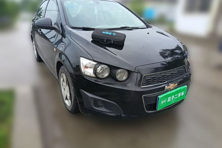 Used Chevrolet Aveo Sonic 2011 Sedan 1.4L MT SL Front Right 45 Deg