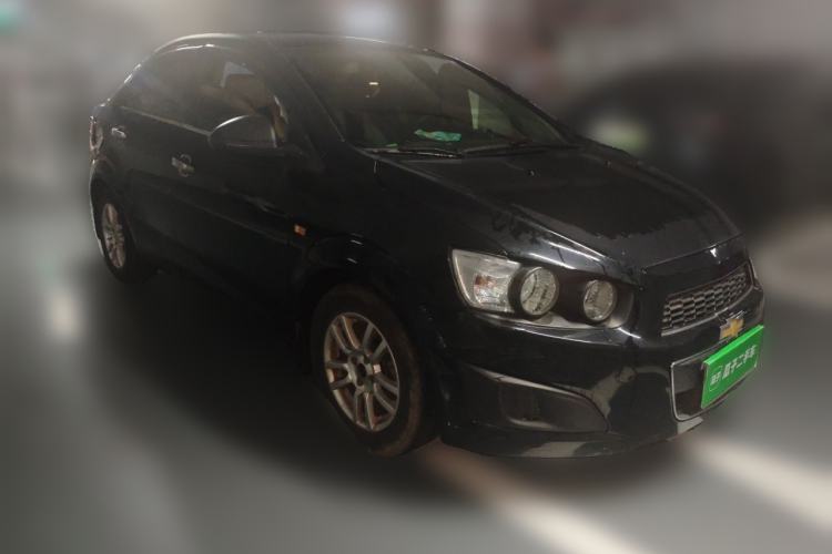 Used Chevrolet Aveo Sonic 2011 Sedan 1.4L MT SL Front Right 45 Deg