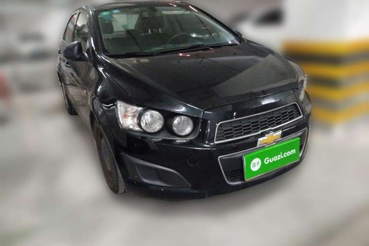 Used Chevrolet Aveo Sonic 2011 Sedan 1.4L Automatic SL Front Right 45 Deg