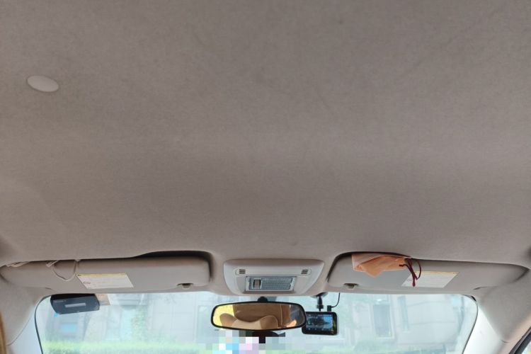 Used Chevrolet Aveo Sonic 2011 Sedan 1.4L Manual Transmission SE Headliner