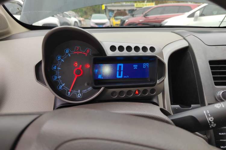 Used Chevrolet Aveo Sonic 2011 Sedan 1.4L MT SL Instrument Cluster