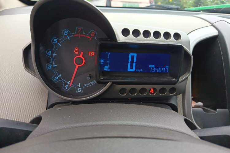 Used Chevrolet Aveo Sonic 2011 Sedan 1.4L MT SL Instrument Cluster