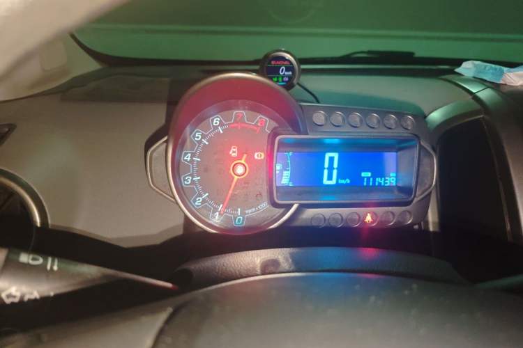 Used Chevrolet Aveo Sonic 2011 Sedan 1.4L MT SL Instrument Cluster