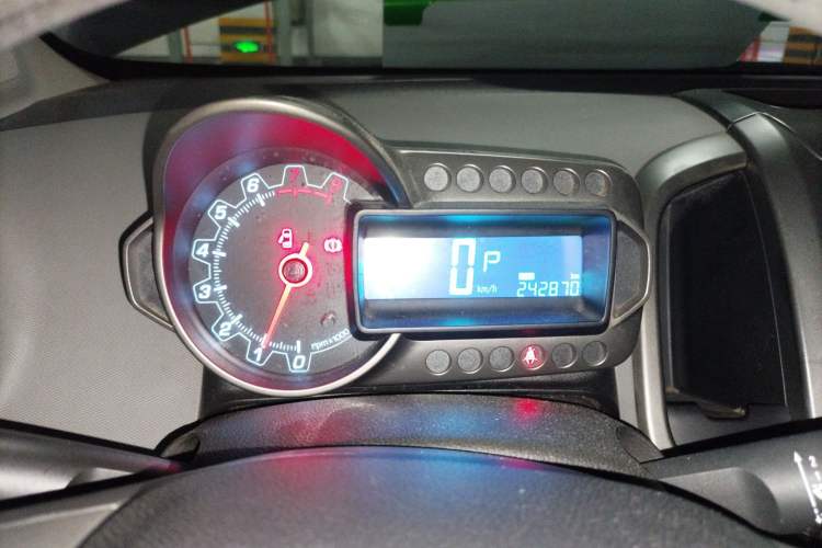 Used Chevrolet Aveo Sonic 2011 Sedan 1.4L Automatic SL Instrument Cluster