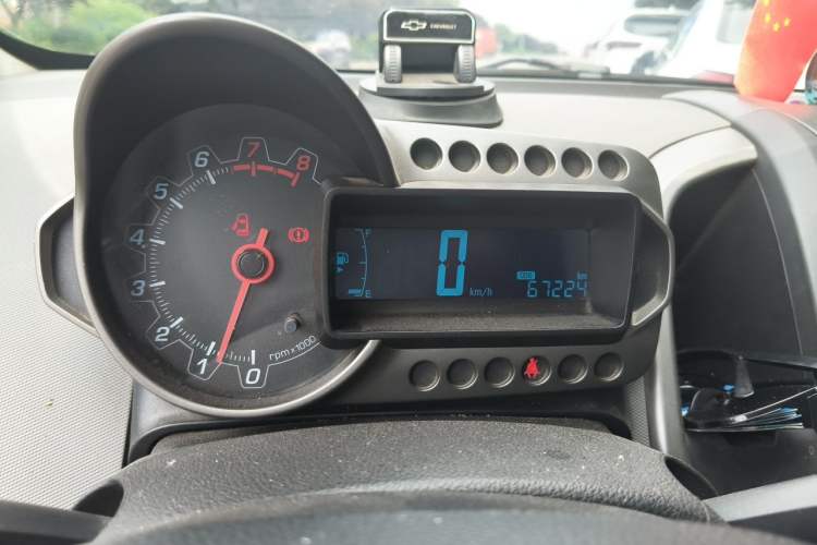 Used Chevrolet Aveo Sonic 2011 Sedan 1.4L Manual Transmission SE Instrument Cluster
