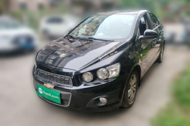 Used Chevrolet Aveo Sonic 2011 Sedan 1.4L Manual Transmission SE