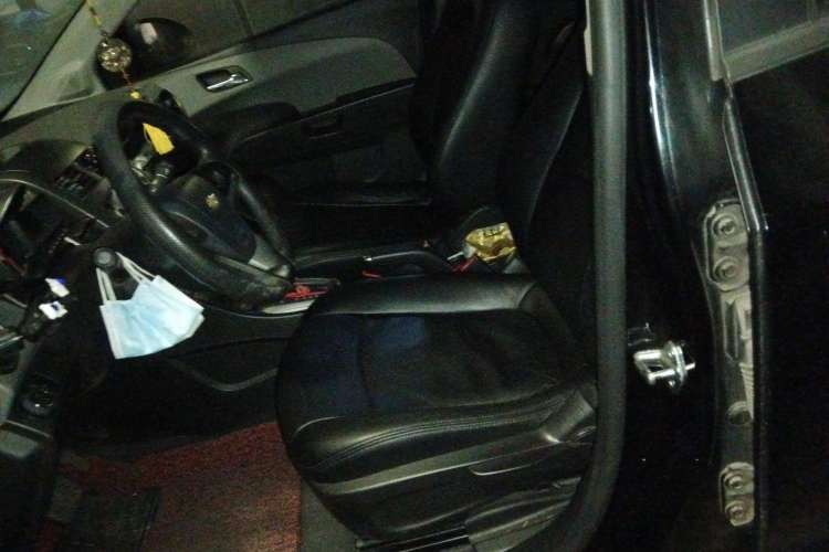 Used Chevrolet Aveo Sonic 2011 Sedan 1.4L Automatic SE Left Front Seat