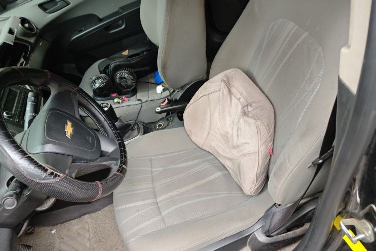 Used Chevrolet Aveo Sonic 2011 Sedan 1.4L MT SL Left Front Seat