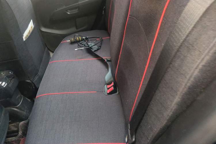 Used Chevrolet Aveo Sonic 2011 Sedan 1.4L MT SL Left Rear Seat