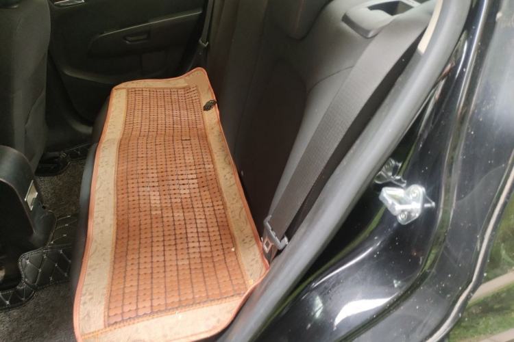 Used Chevrolet Aveo Sonic 2011 Sedan 1.4L Manual Transmission SE Left Rear Seat