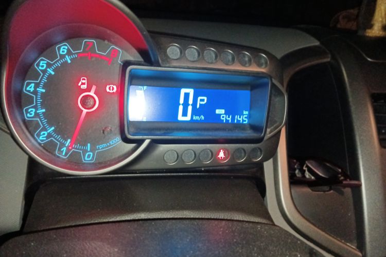 Used Chevrolet Aveo Sonic 2011 Sedan 1.4L Automatic SE Odometer Close Up