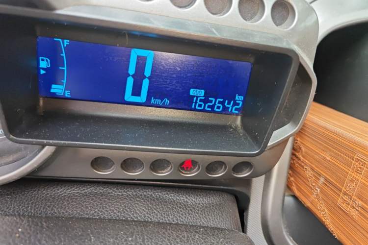 Used Chevrolet Aveo Sonic 2011 Sedan 1.4L Manual Transmission SE Odometer Close Up