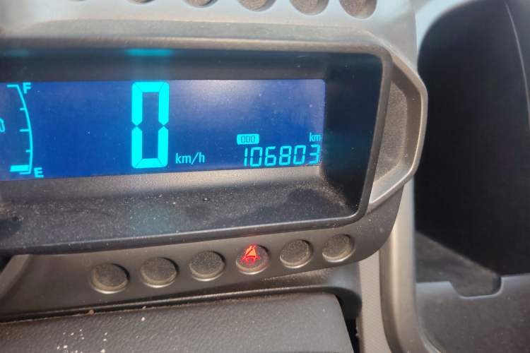 Used Chevrolet Aveo Sonic 2011 Sedan 1.4L MT SL Odometer Close Up