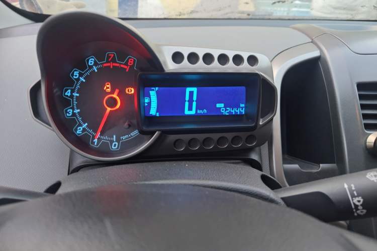 Used Chevrolet Aveo Sonic 2011 Sedan 1.4L Manual Transmission SE Odometer Close Up