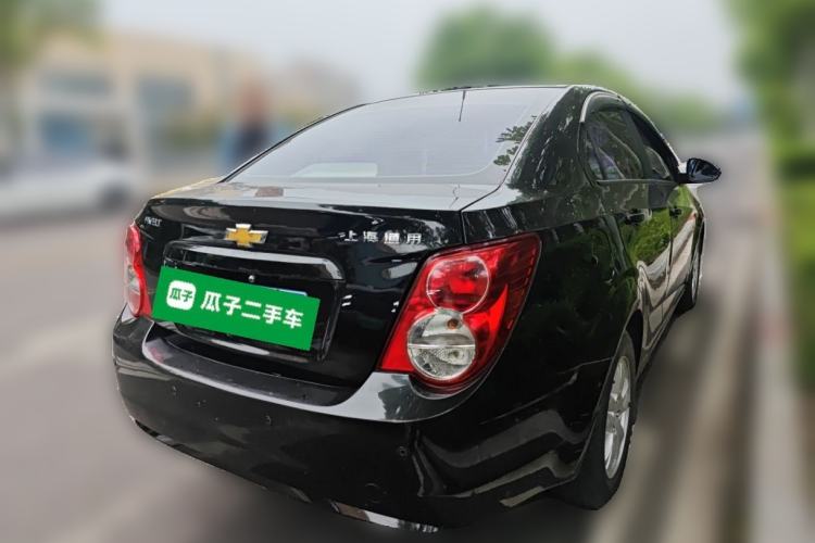 Used Chevrolet Aveo Sonic 2011 Sedan 1.4L Manual Transmission SE Rear Right 45 Deg
