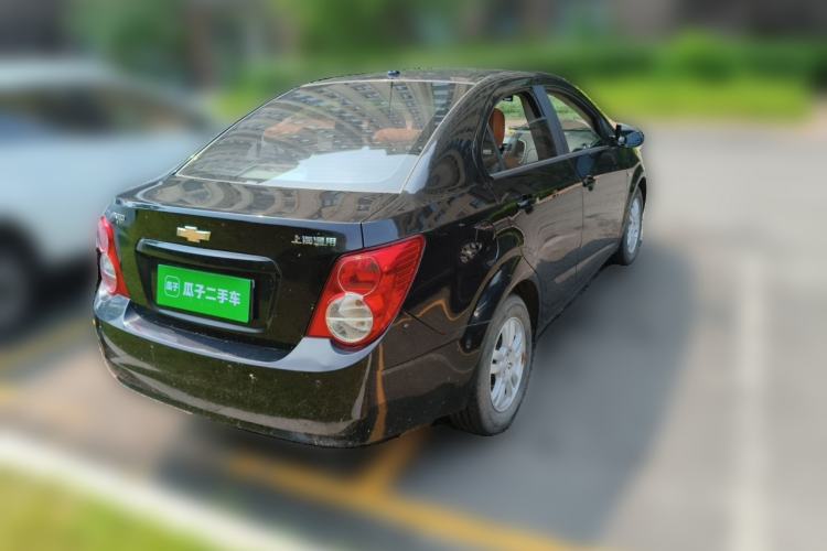 Used Chevrolet Aveo Sonic 2011 Sedan 1.4L Manual Transmission SE Rear Right 45 Deg