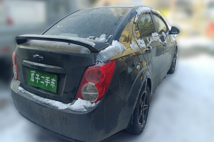 Used Chevrolet Aveo Sonic 2011 Sedan 1.4L Manual Transmission SE Rear Right 45 Deg
