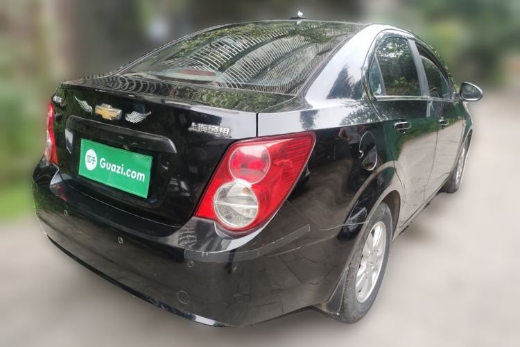 Used Chevrolet Aveo Sonic 2011 Sedan 1.4L Manual Transmission SE Rear Right 45 Deg
