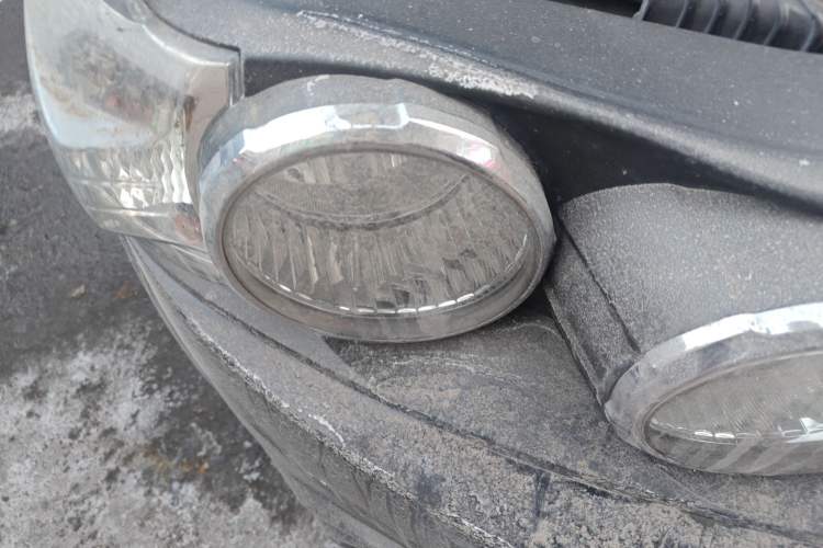 Used Chevrolet Aveo Sonic 2011 Sedan 1.4L Manual Transmission SE Right Front Headlight