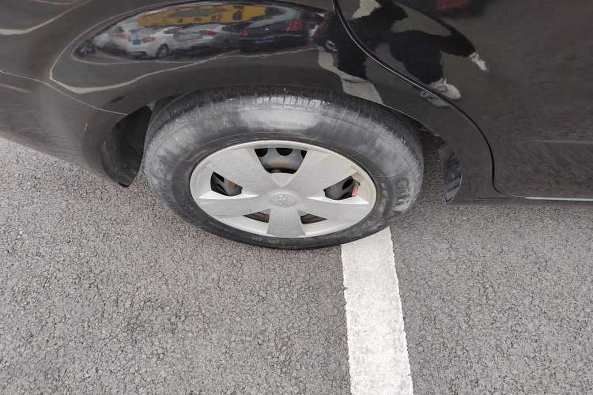 Used Chevrolet Aveo Sonic 2011 Sedan 1.4L MT SL Right Rear Wheel Hub
