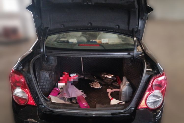 Used Chevrolet Aveo Sonic 2011 Sedan 1.4L MT SL Trunk