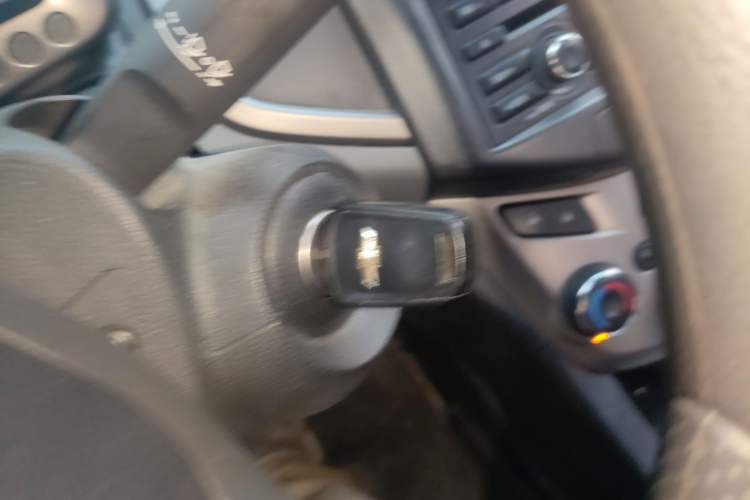 Used Chevrolet Aveo Sonic 2011 Sedan 1.4L MT SL Vehicle Key
