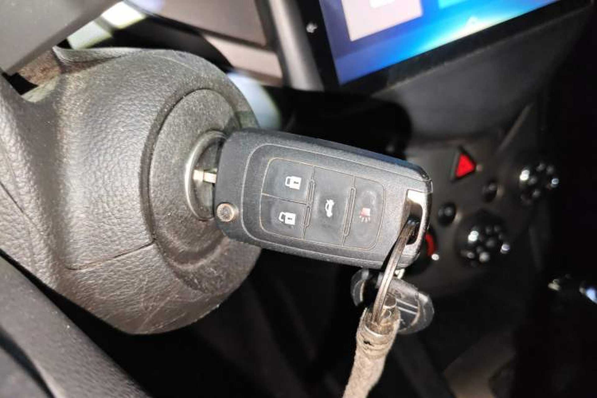 Used Chevrolet Aveo Sonic 2011 Sedan 1.4L Automatic SL Vehicle Key