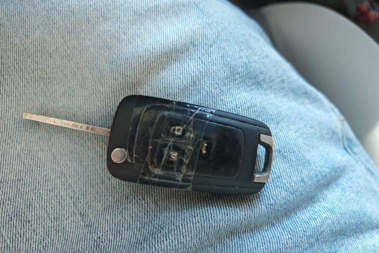 Used Chevrolet Aveo Sonic 2011 Sedan 1.4L Manual Transmission SE Vehicle Key