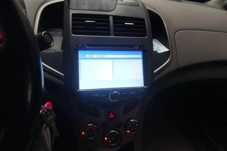 Used Chevrolet Aveo Sonic 2011 Sedan 1.6L Manual Transmission SX Audio And AC Panel