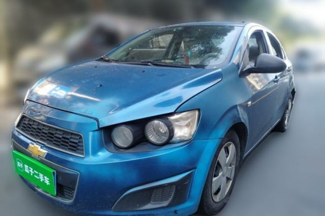 Used Chevrolet Aveo Sonic 2011 Sedan 1.4L Manual Transmission SE