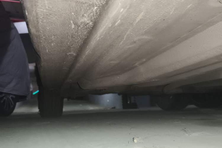 Used Chevrolet Aveo Sonic 2011 Sedan 1.6L Manual Transmission SX Chassis Front Right